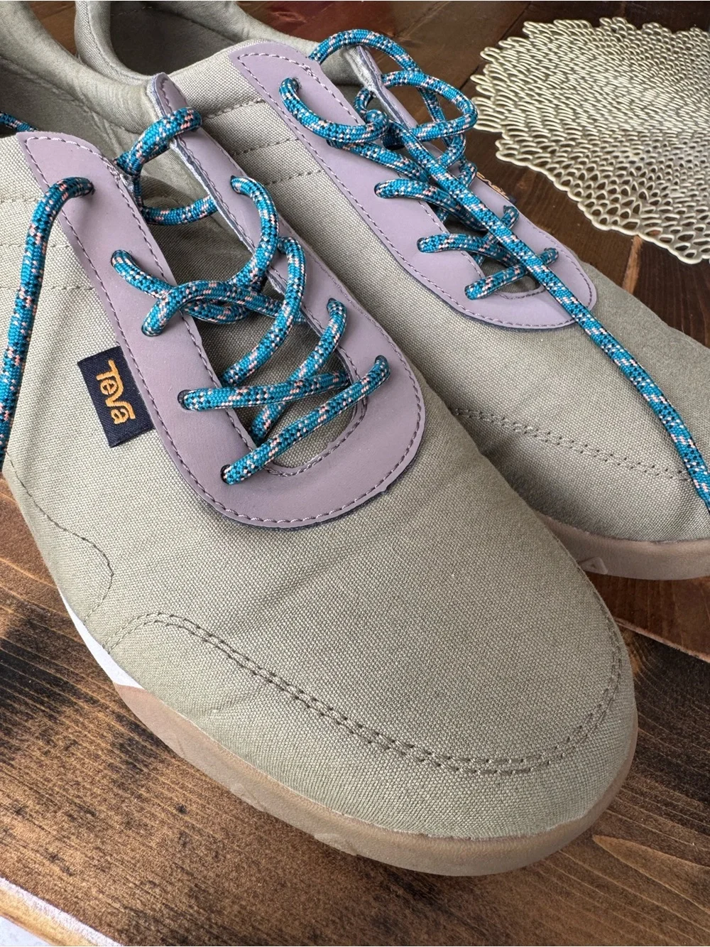 Teva Wyldland Sneakers Women’s Size 11 Sage Green Lace Up Casual Shoes